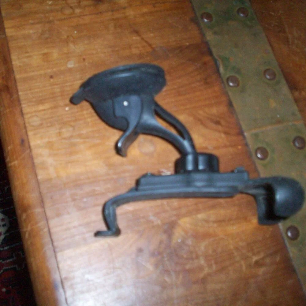 Universal Car Windshield Suction Cup Dashboard Mount iphone Cell Phone Holder